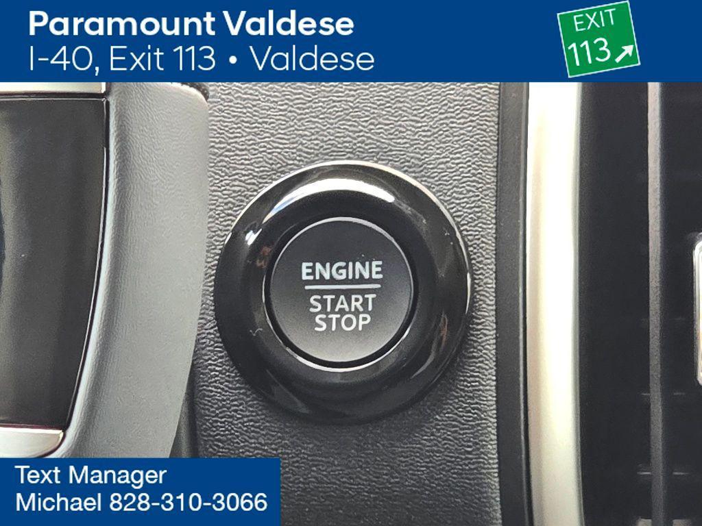 new 2025 Ford Expedition car, priced at $59,020