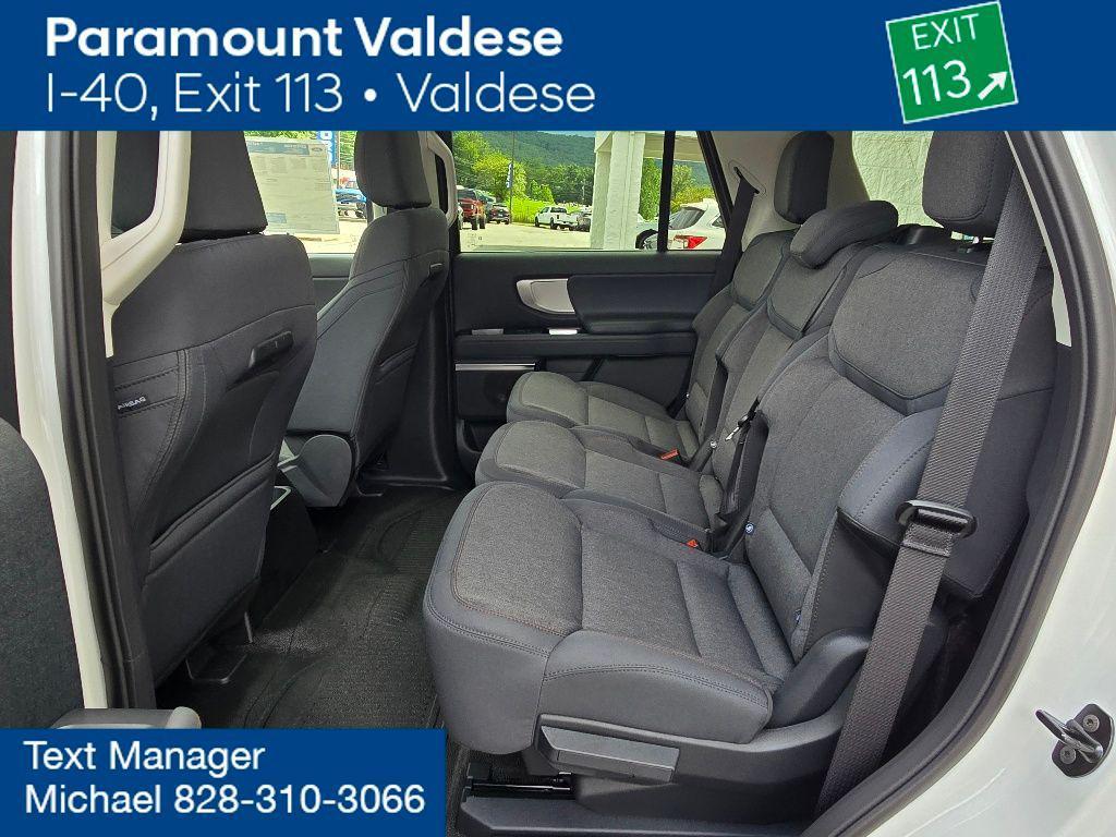 new 2025 Ford Expedition car, priced at $59,020