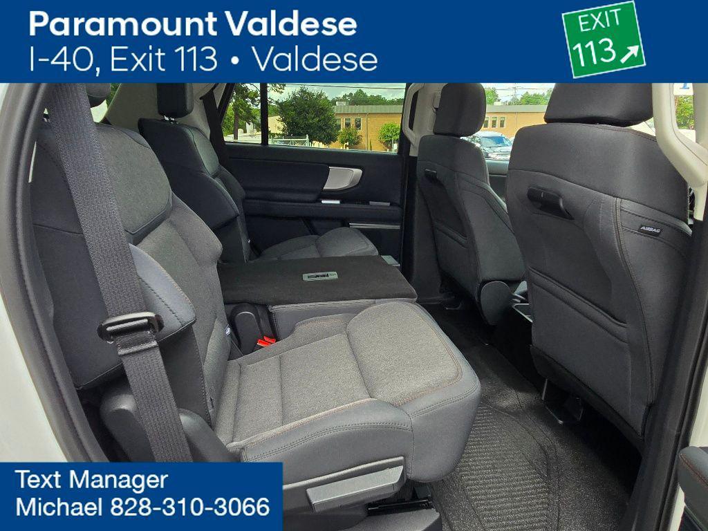 new 2025 Ford Expedition car, priced at $59,020