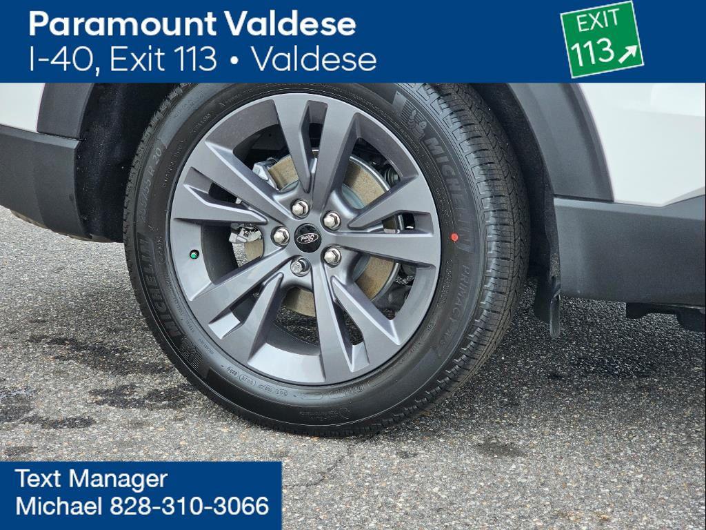 new 2024 Ford Explorer car, priced at $52,010