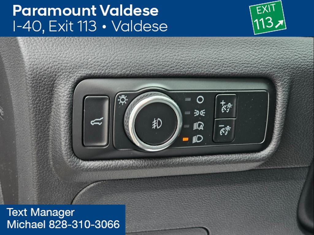 new 2024 Ford Explorer car, priced at $52,010