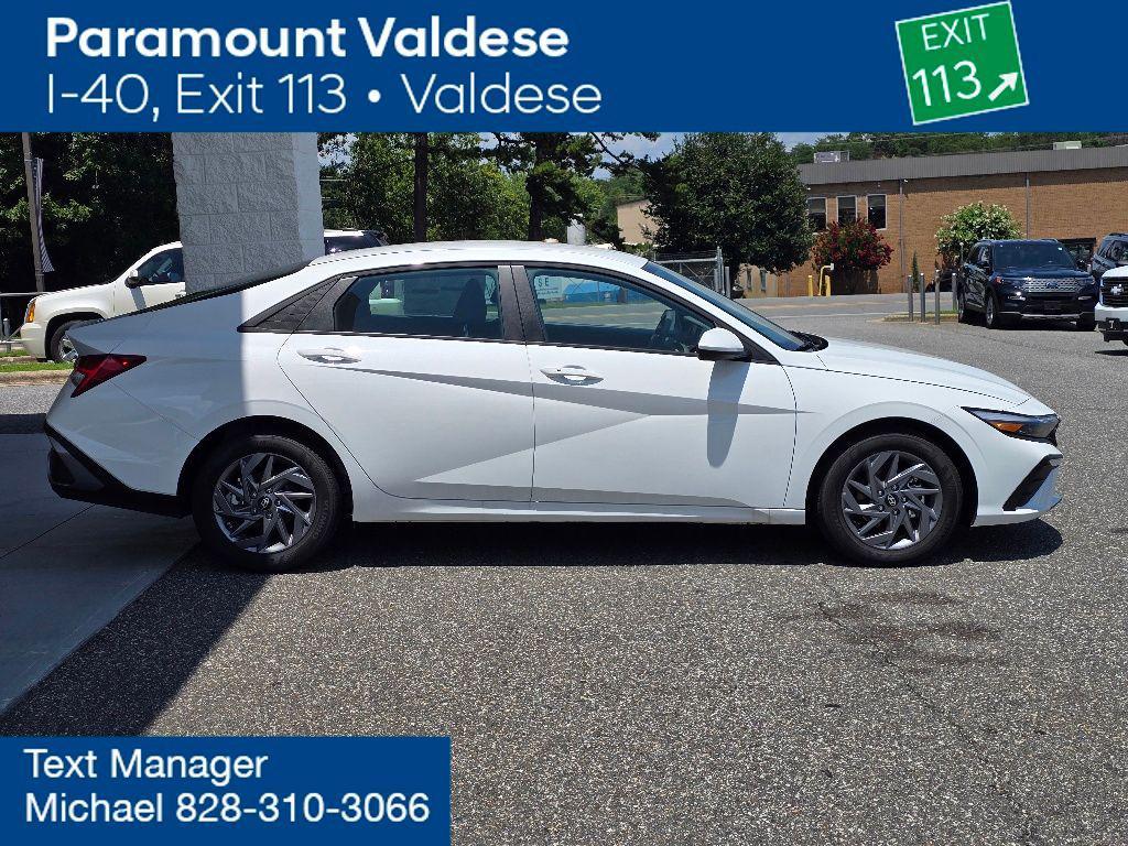 new 2025 Hyundai ELANTRA HEV car, priced at $25,235