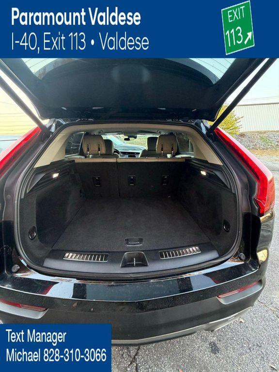 used 2023 Cadillac XT4 car, priced at $25,325