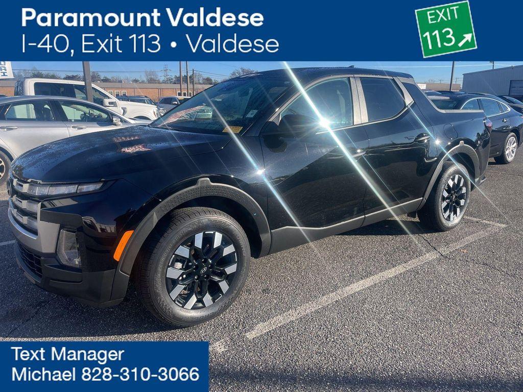 used 2025 Hyundai SANTA CRUZ car, priced at $30,000