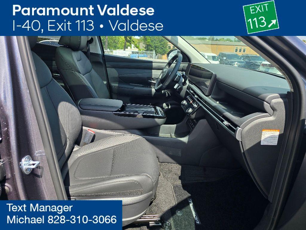 new 2025 Hyundai TUCSON Hybrid car, priced at $35,840