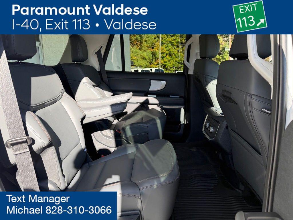 new 2025 Ford Expedition car, priced at $70,250