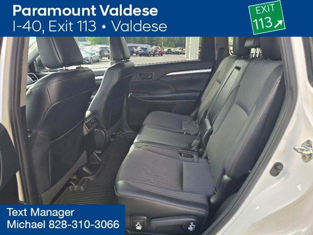 used 2019 Toyota Highlander car, priced at $17,585