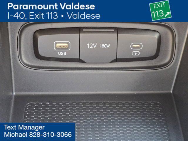 new 2025 Hyundai Venue car, priced at $22,230