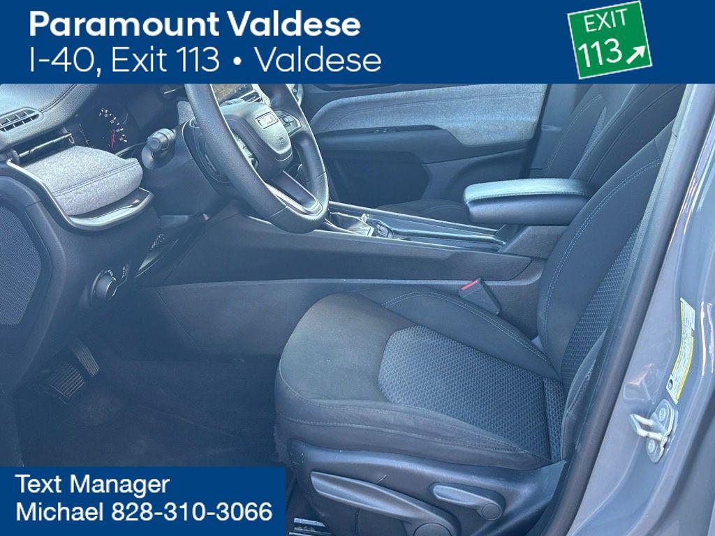 used 2023 Jeep Compass car, priced at $19,000