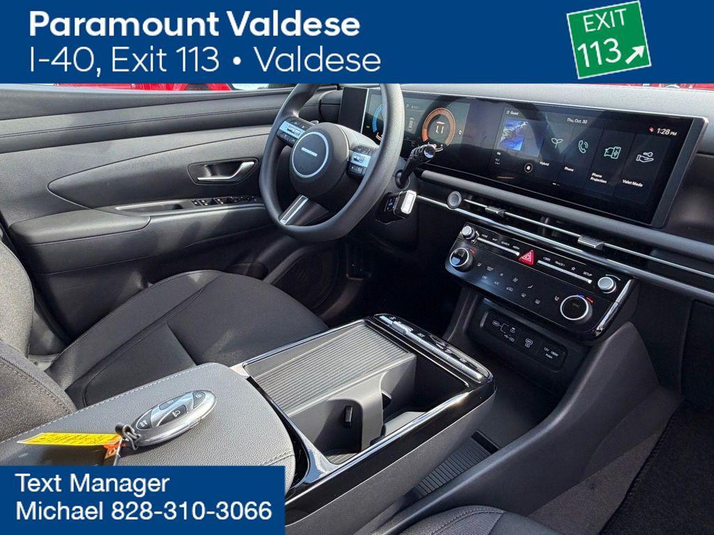 new 2026 Hyundai TUCSON Hybrid car, priced at $33,100