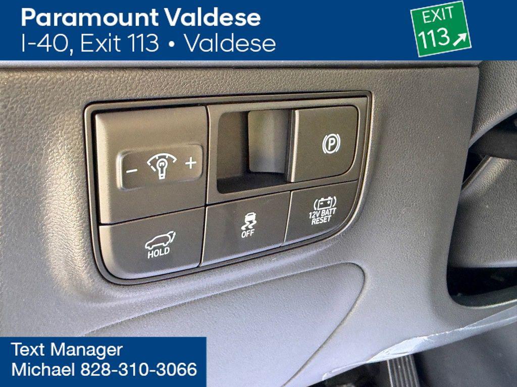 new 2026 Hyundai TUCSON Hybrid car, priced at $33,100