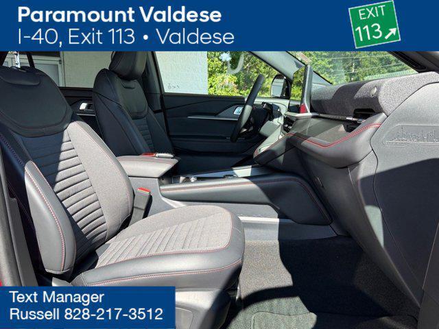 new 2025 Ford Explorer car, priced at $48,370