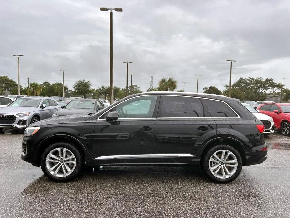 new 2025 Audi Q7 car, priced at $75,800