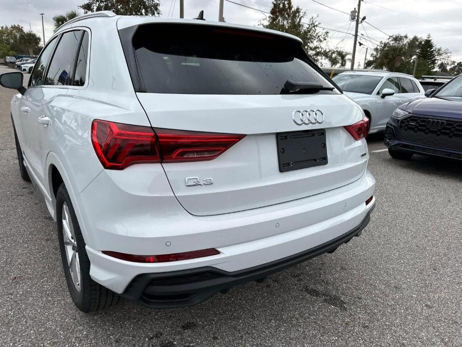 new 2024 Audi Q3 car, priced at $45,325