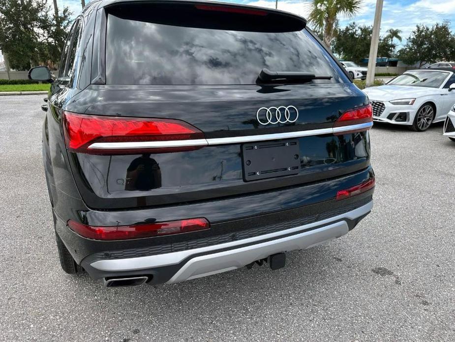 new 2025 Audi Q7 car, priced at $81,710