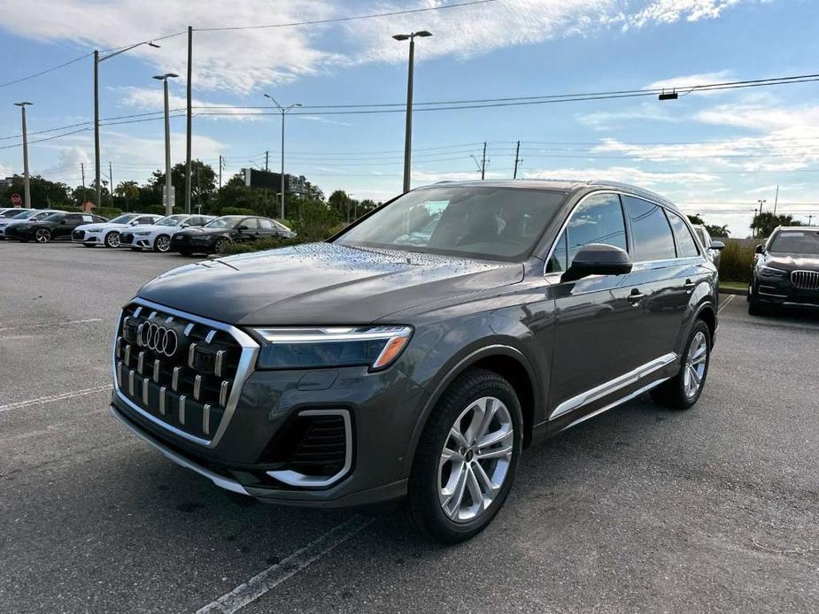 new 2025 Audi Q7 car, priced at $75,800