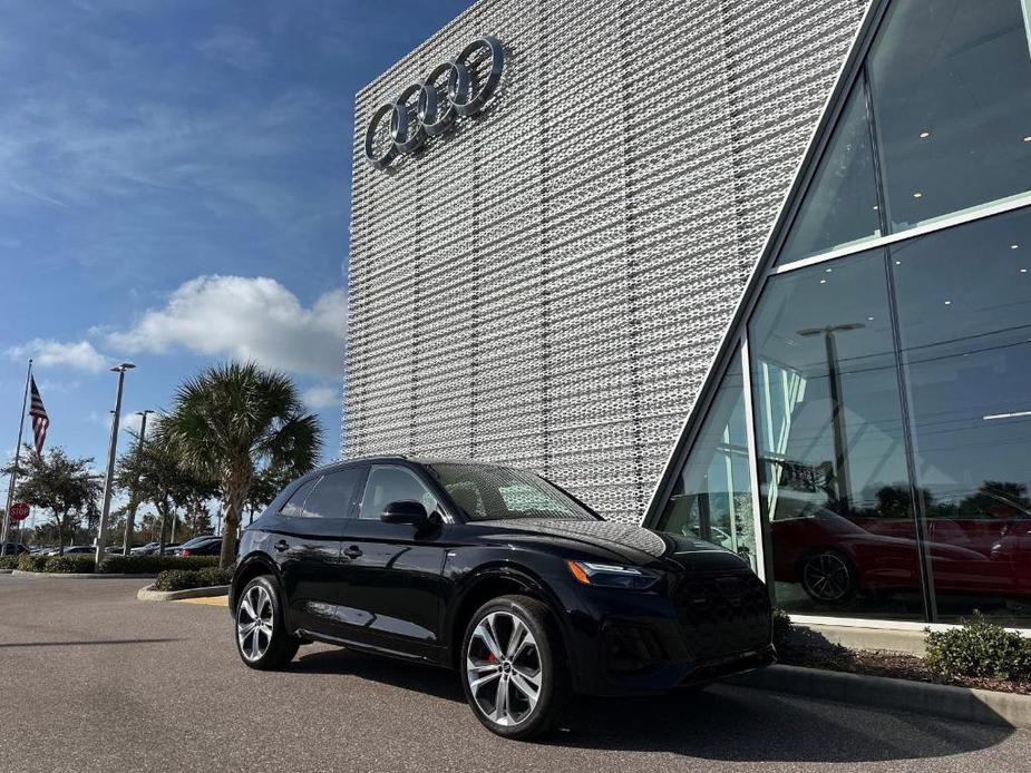 new 2025 Audi Q5 car, priced at $60,250