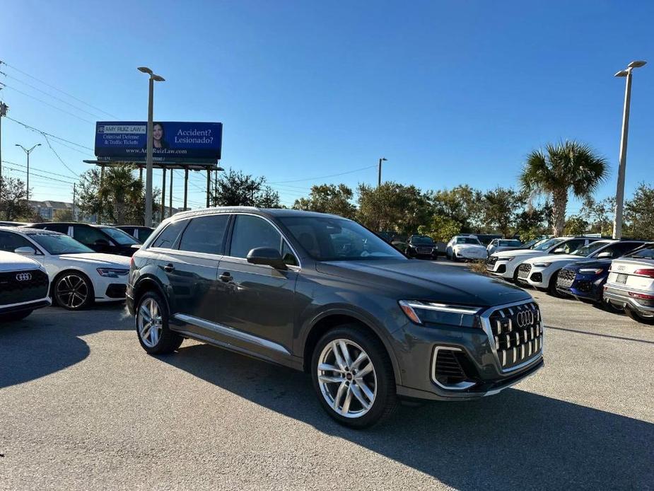 new 2025 Audi Q7 car, priced at $76,800