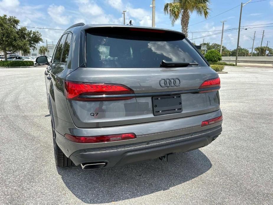 new 2025 Audi Q7 car, priced at $69,820