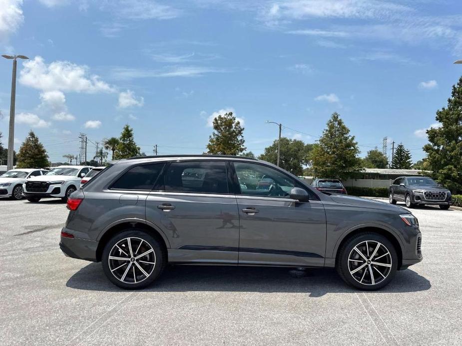 new 2025 Audi Q7 car, priced at $69,820