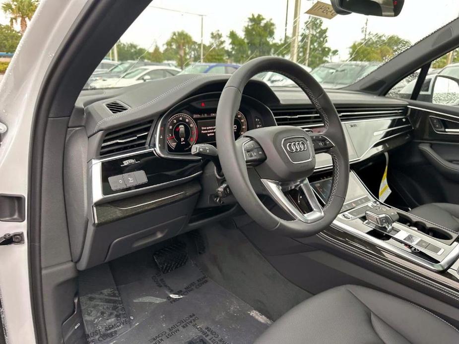 new 2025 Audi Q7 car, priced at $75,800