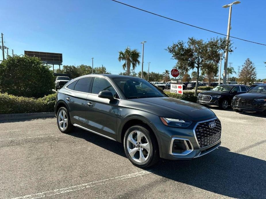 new 2025 Audi Q5 car, priced at $59,625