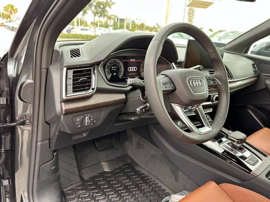 new 2025 Audi Q5 car, priced at $63,600