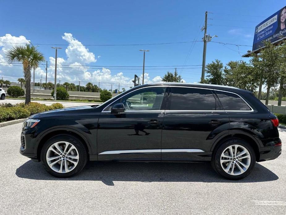 new 2025 Audi Q7 car, priced at $74,440