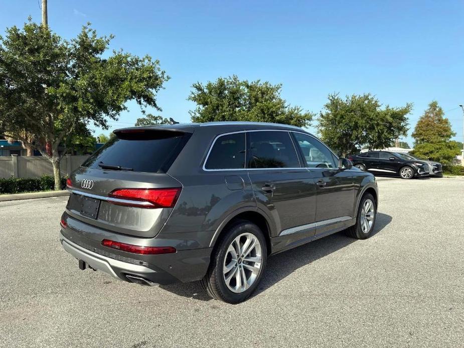 new 2025 Audi Q7 car, priced at $76,025