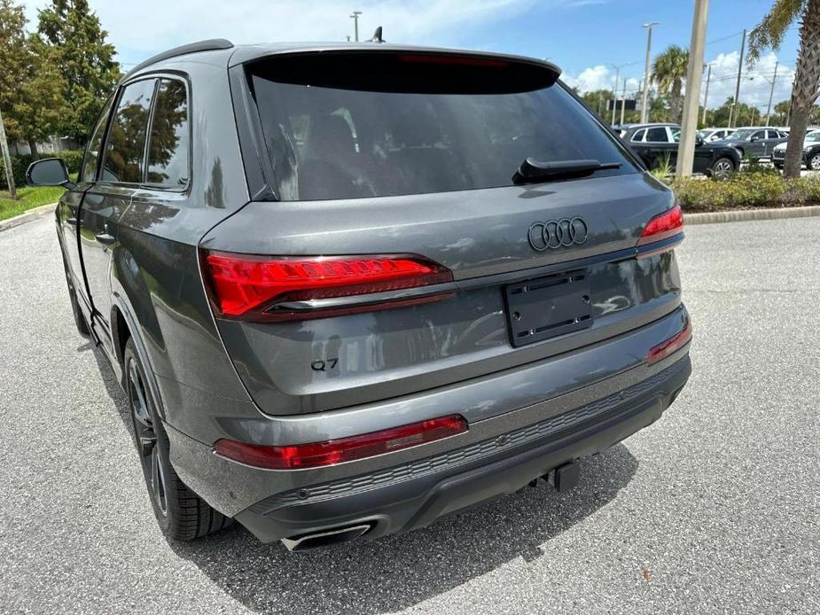 new 2025 Audi Q7 car, priced at $77,900