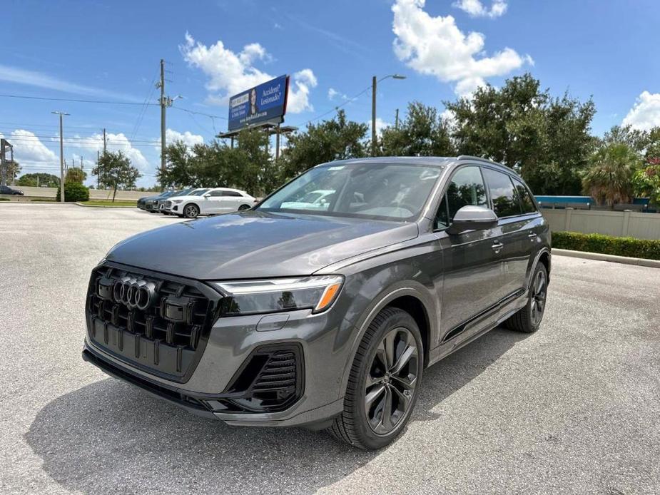 new 2025 Audi Q7 car, priced at $77,900