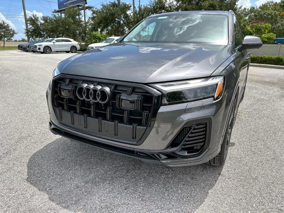 new 2025 Audi Q7 car, priced at $77,900