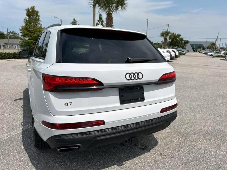 new 2025 Audi Q7 car, priced at $70,200