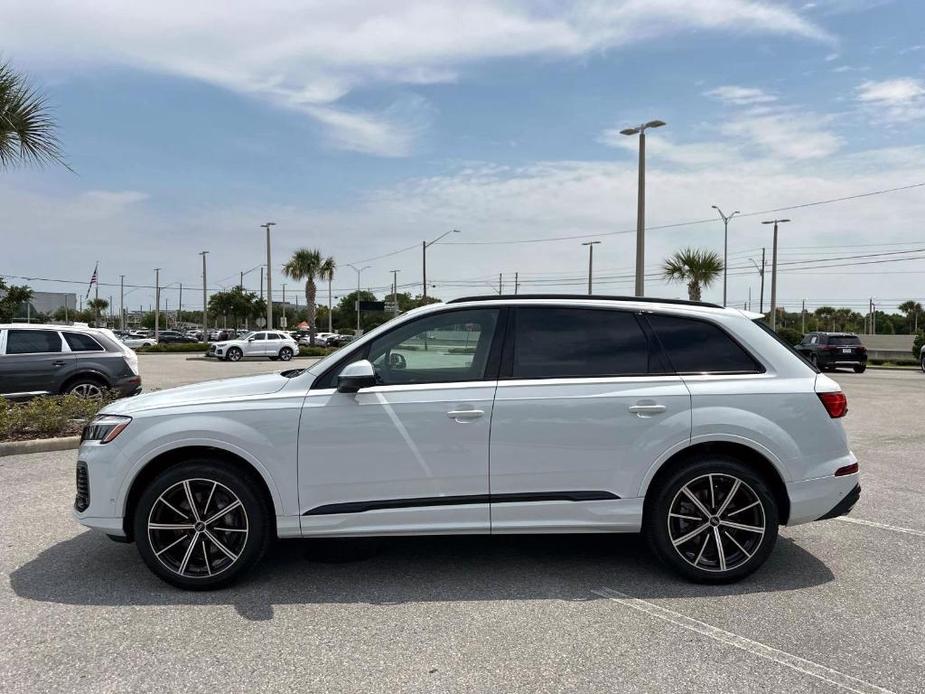 new 2025 Audi Q7 car, priced at $70,200