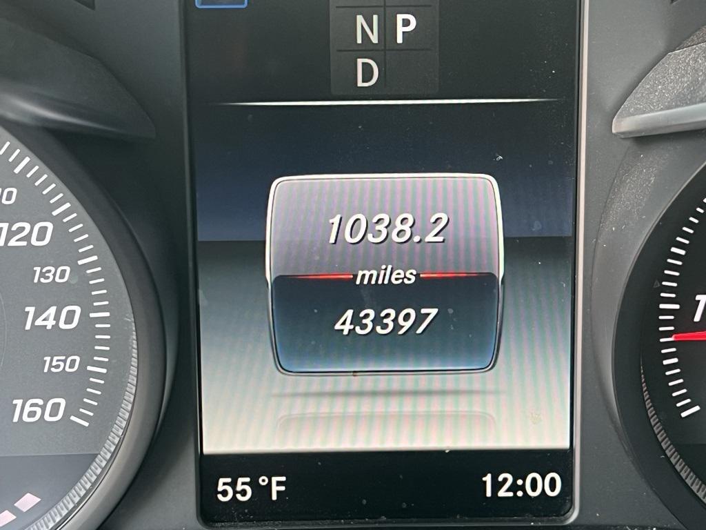 used 2018 Mercedes-Benz GLC 300 car, priced at $21,460