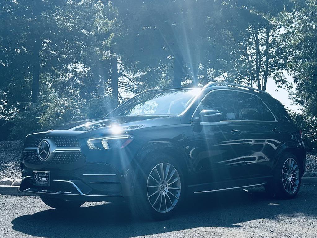 used 2022 Mercedes-Benz GLE 450 car, priced at $49,260