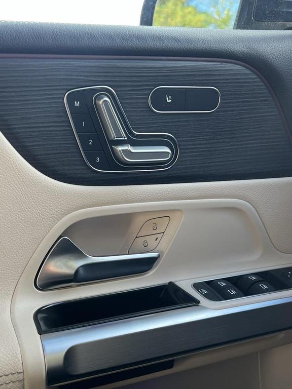 used 2023 Mercedes-Benz GLB 250 car, priced at $35,240