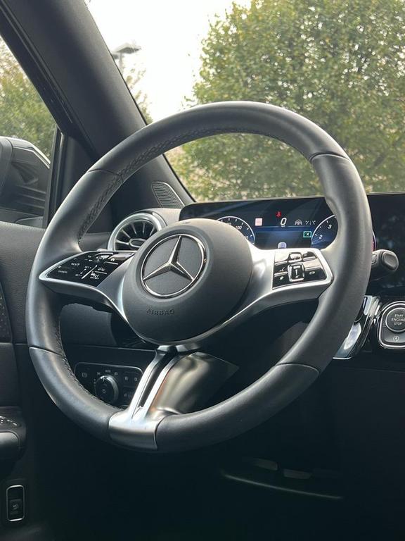 used 2025 Mercedes-Benz GLA 250 car, priced at $44,680