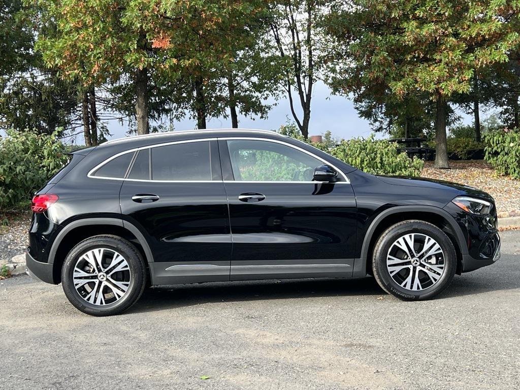 used 2025 Mercedes-Benz GLA 250 car, priced at $44,680