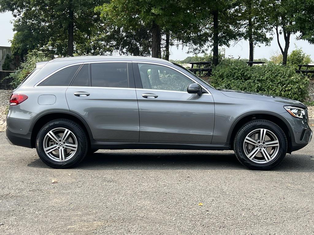 used 2022 Mercedes-Benz GLC 300 car, priced at $32,200