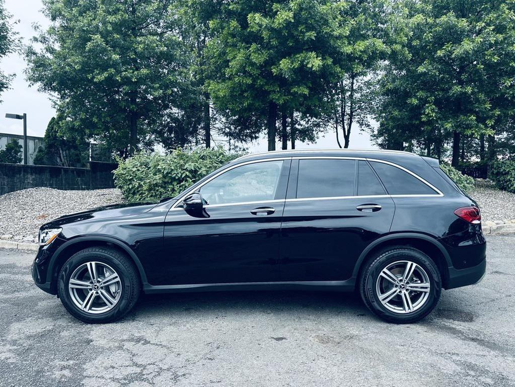 used 2022 Mercedes-Benz GLC 300 car, priced at $33,200