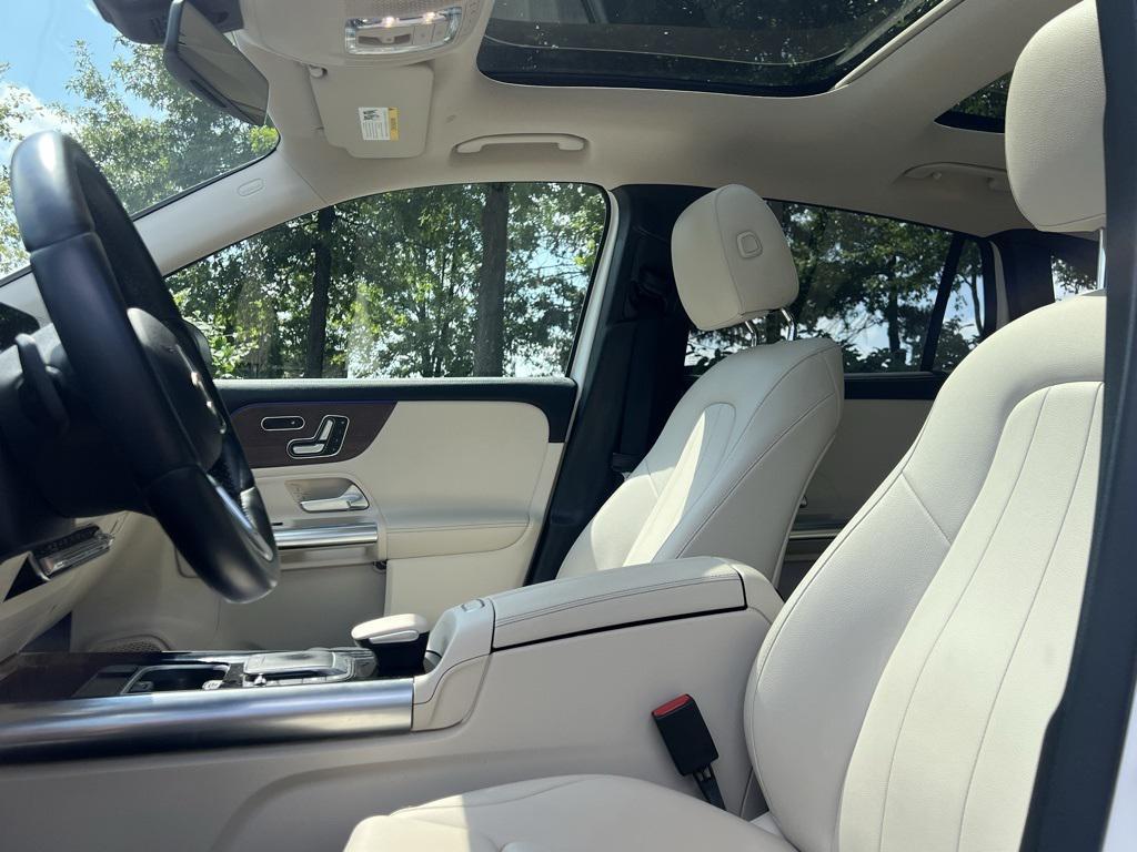 used 2023 Mercedes-Benz GLA 250 car, priced at $32,200