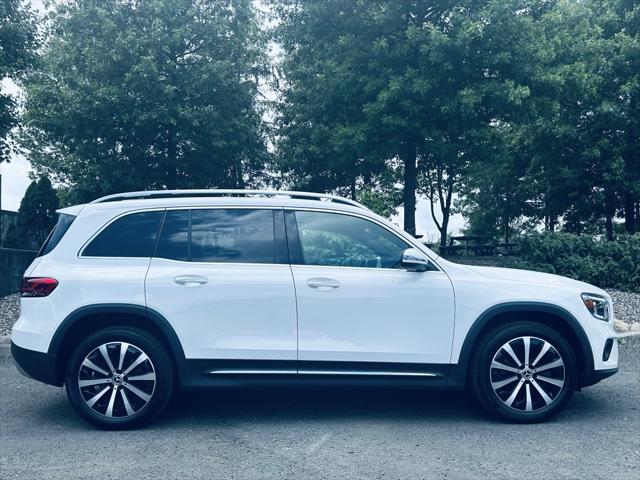 used 2021 Mercedes-Benz GLB 250 car, priced at $28,200