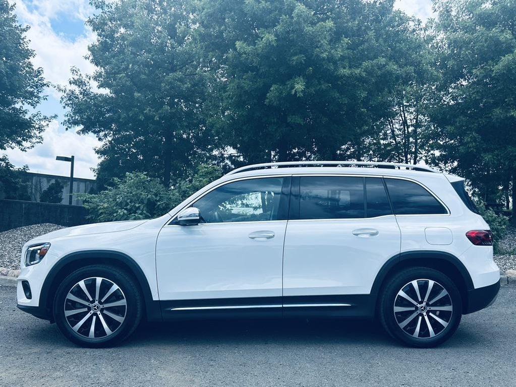used 2021 Mercedes-Benz GLB 250 car, priced at $27,000