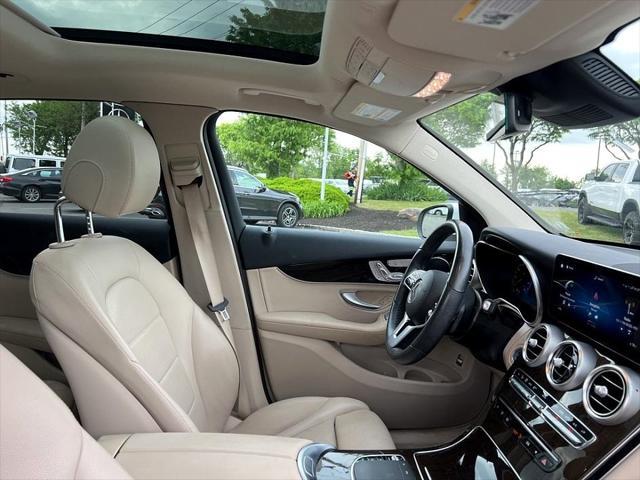 used 2022 Mercedes-Benz GLC 300 car, priced at $33,400