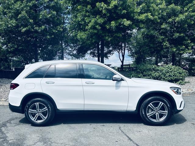 used 2022 Mercedes-Benz GLC 300 car, priced at $33,171