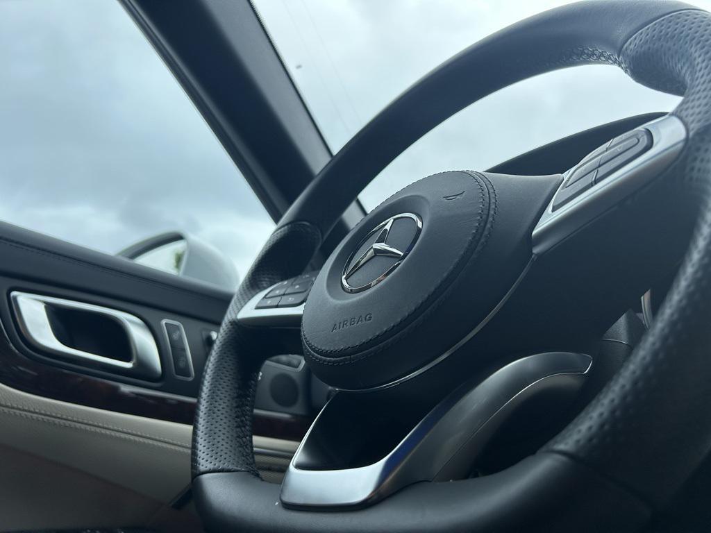 used 2020 Mercedes-Benz SL 550 car, priced at $68,600