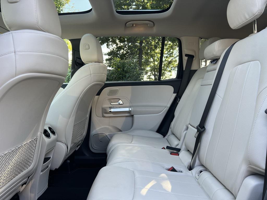 used 2020 Mercedes-Benz GLB 250 car, priced at $25,800
