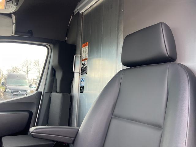 used 2025 Mercedes-Benz Sprinter 2500 car