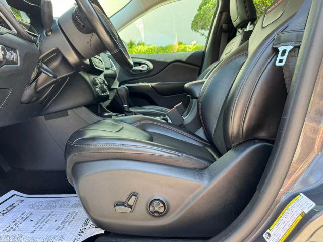 used 2020 Jeep Cherokee car, priced at $16,491